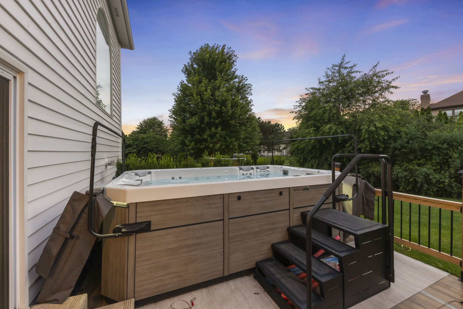 main property photo 39