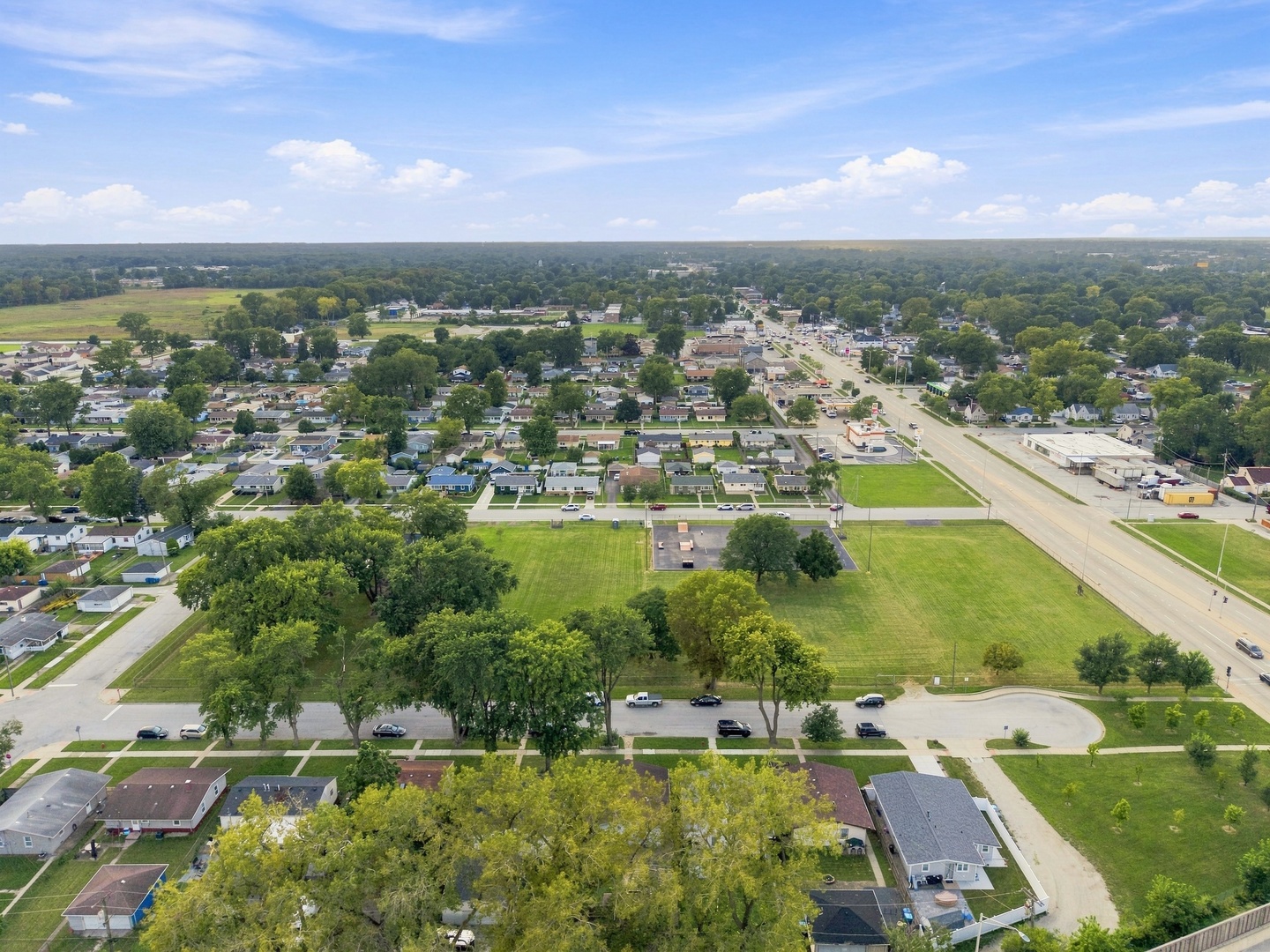 main property photo 14