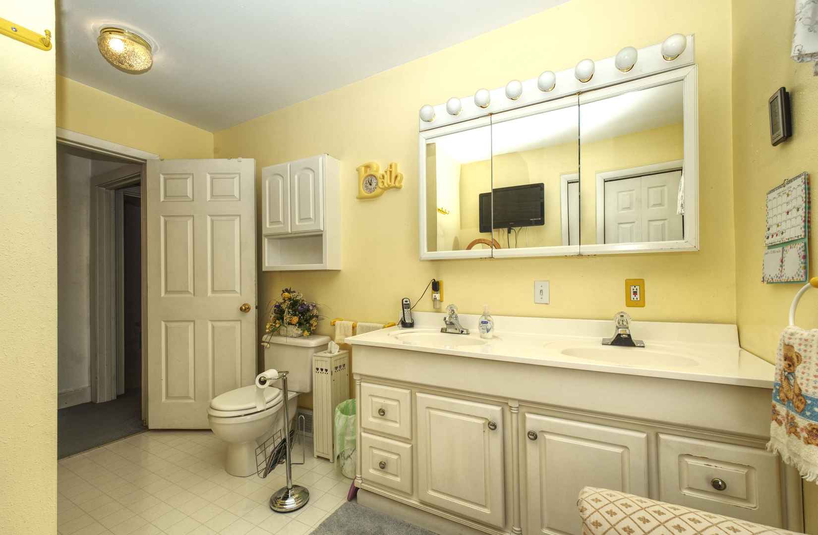 main property photo 16