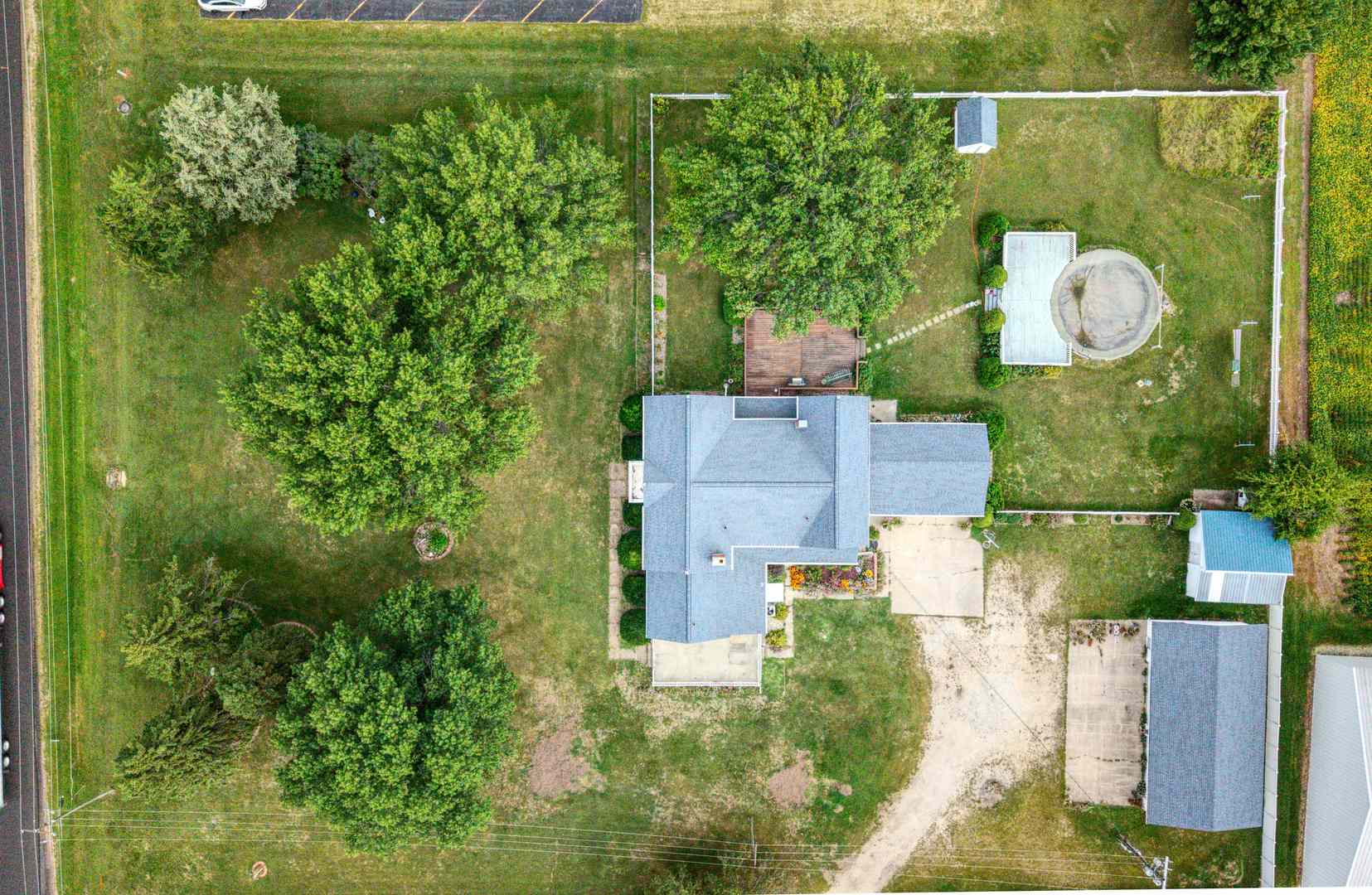 main property photo 34