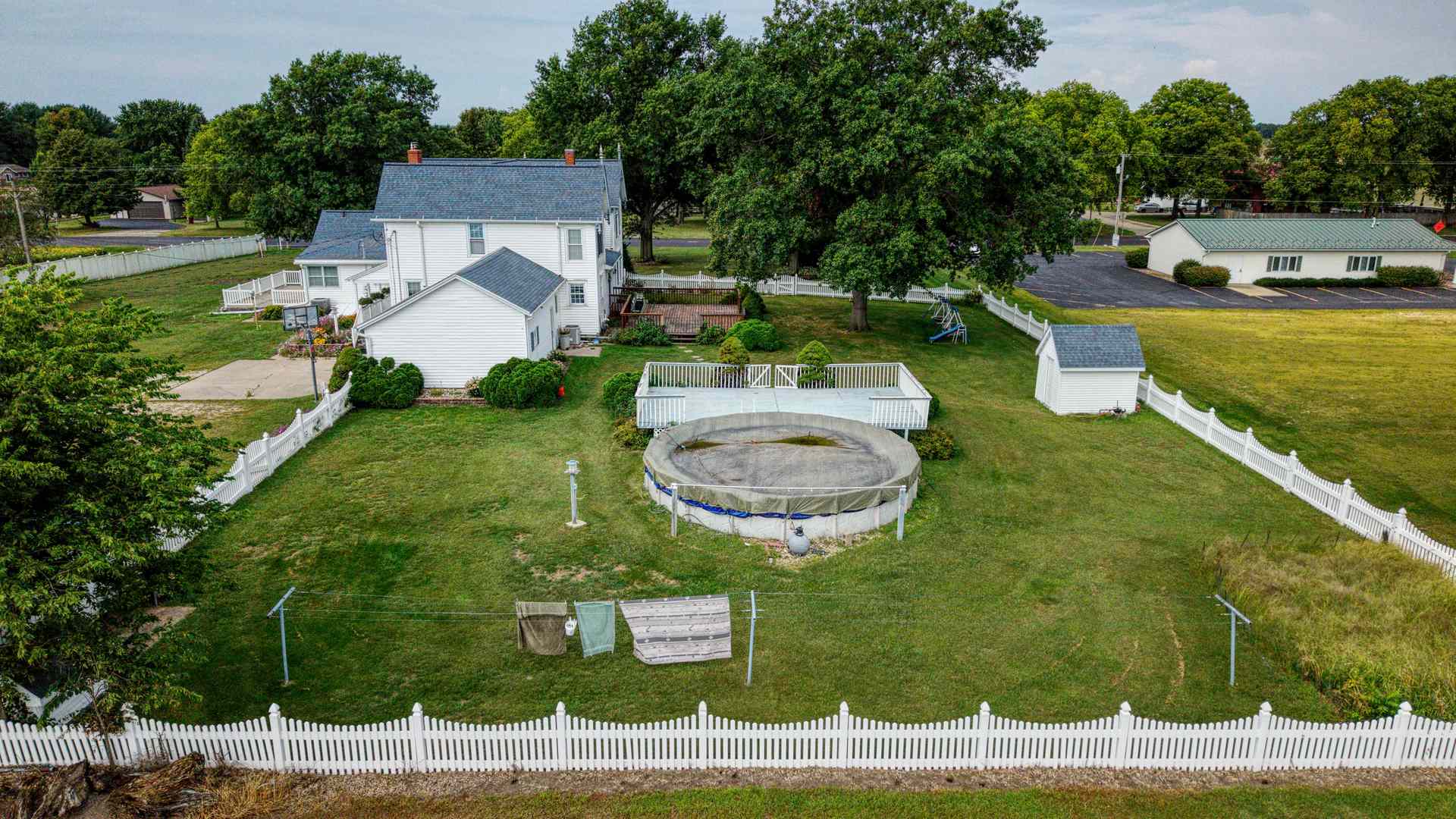 main property photo 37