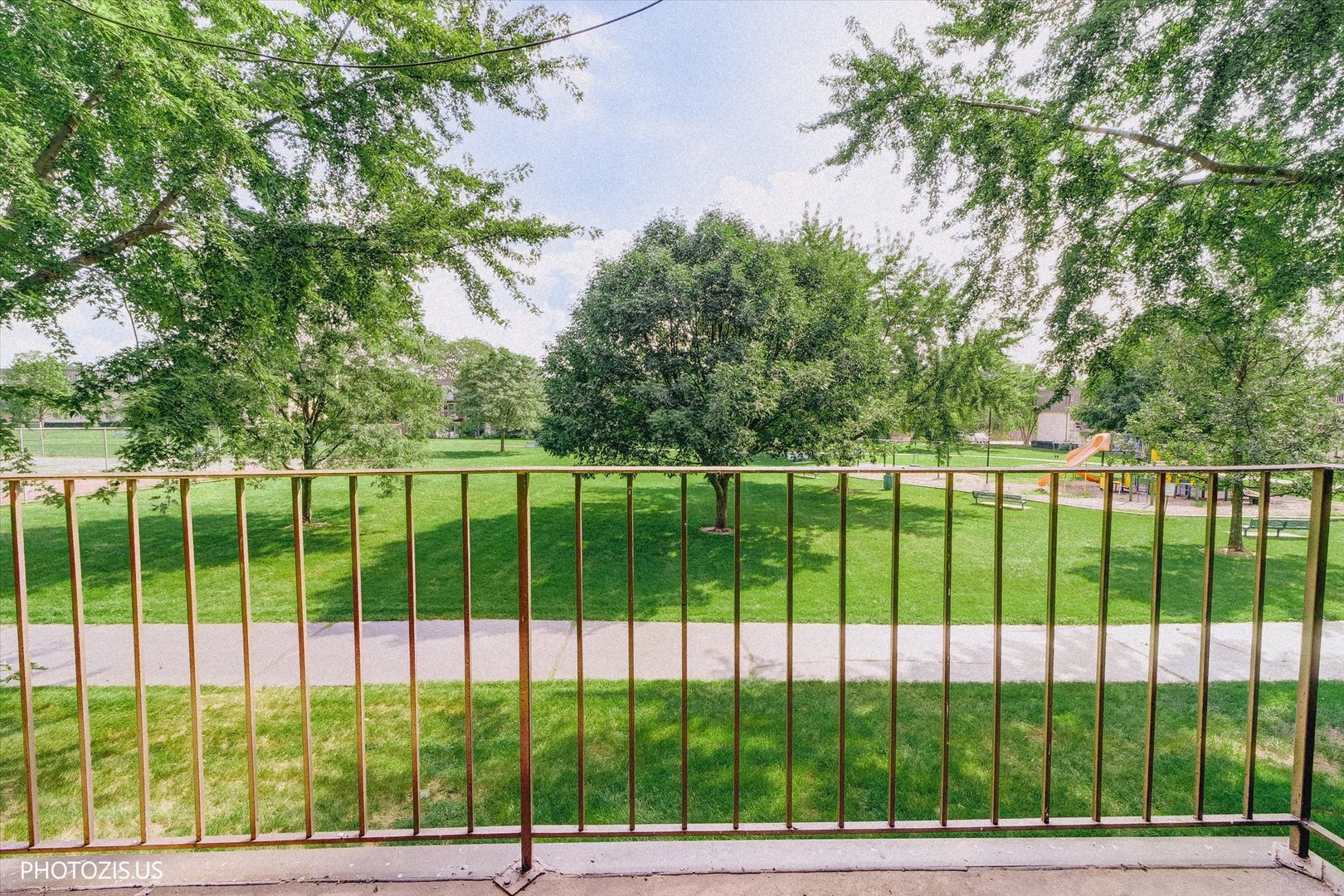 main property photo 11