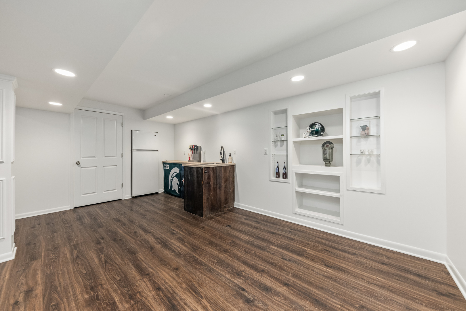 main property photo 77