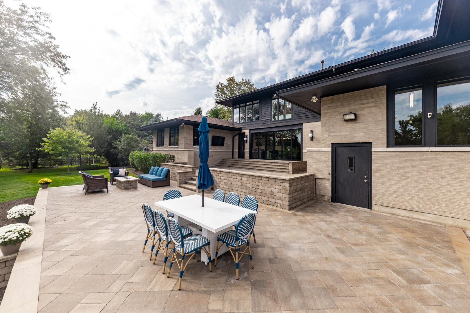 main property photo 91