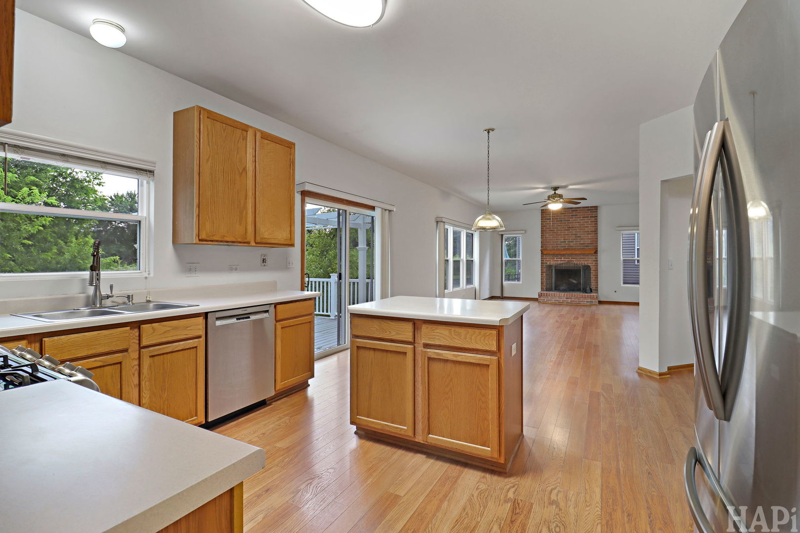 main property photo 8