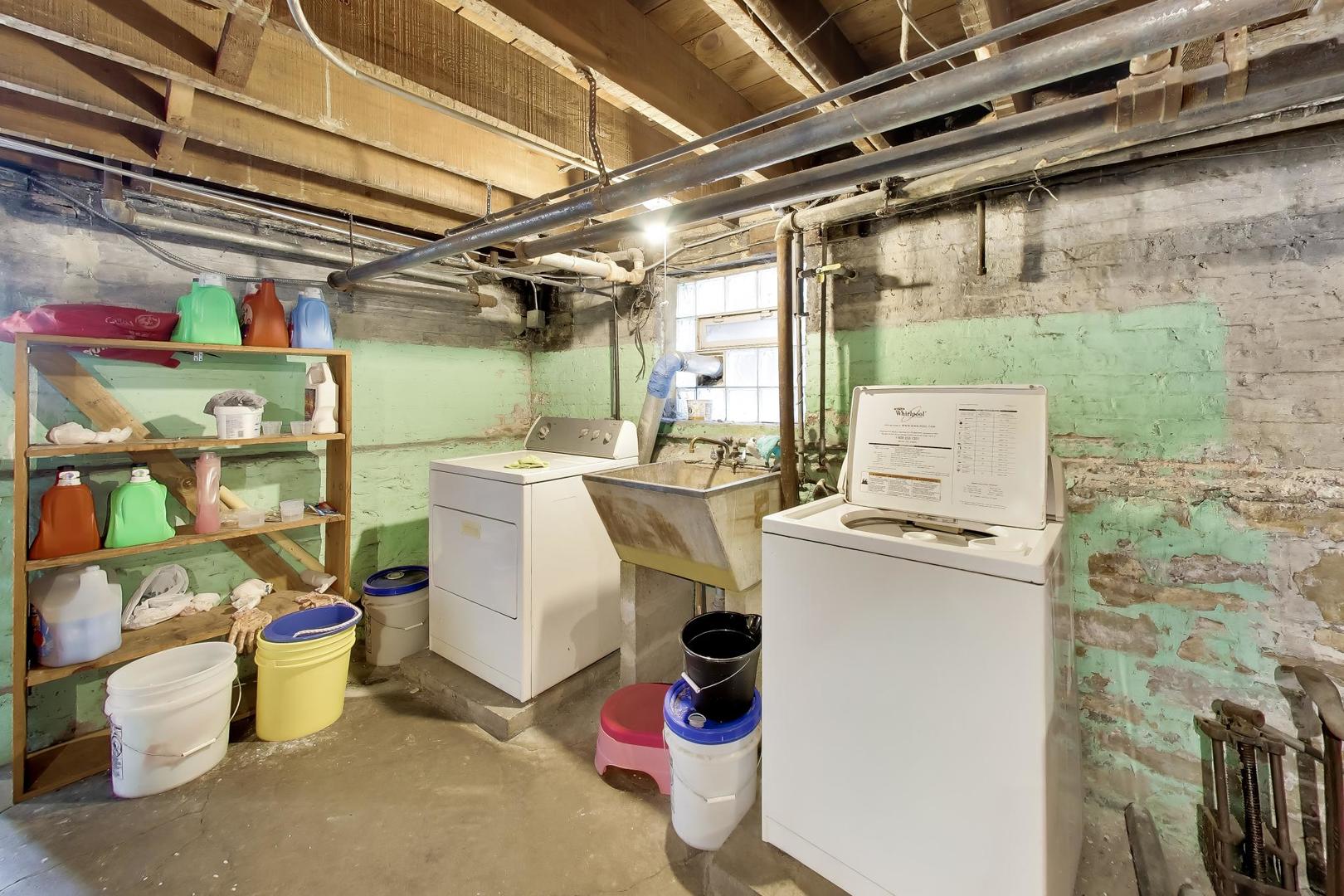 main property photo 34