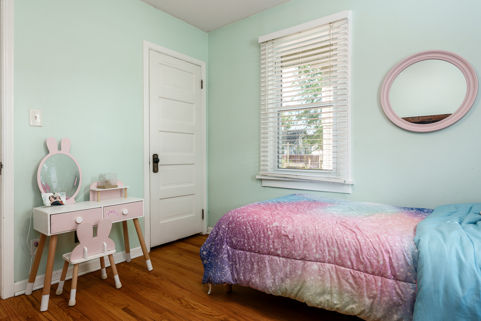 property viewer photo 16