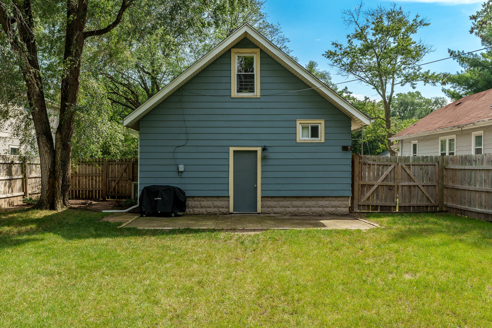 property viewer photo 35