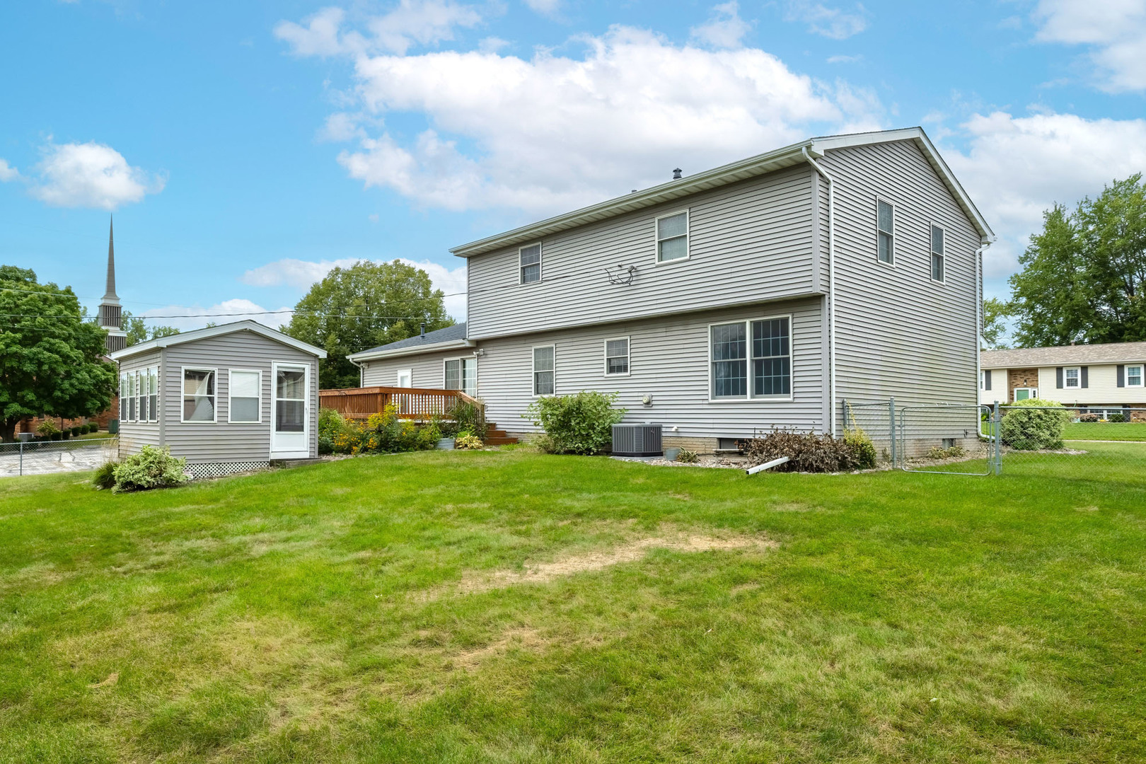 main property photo 43