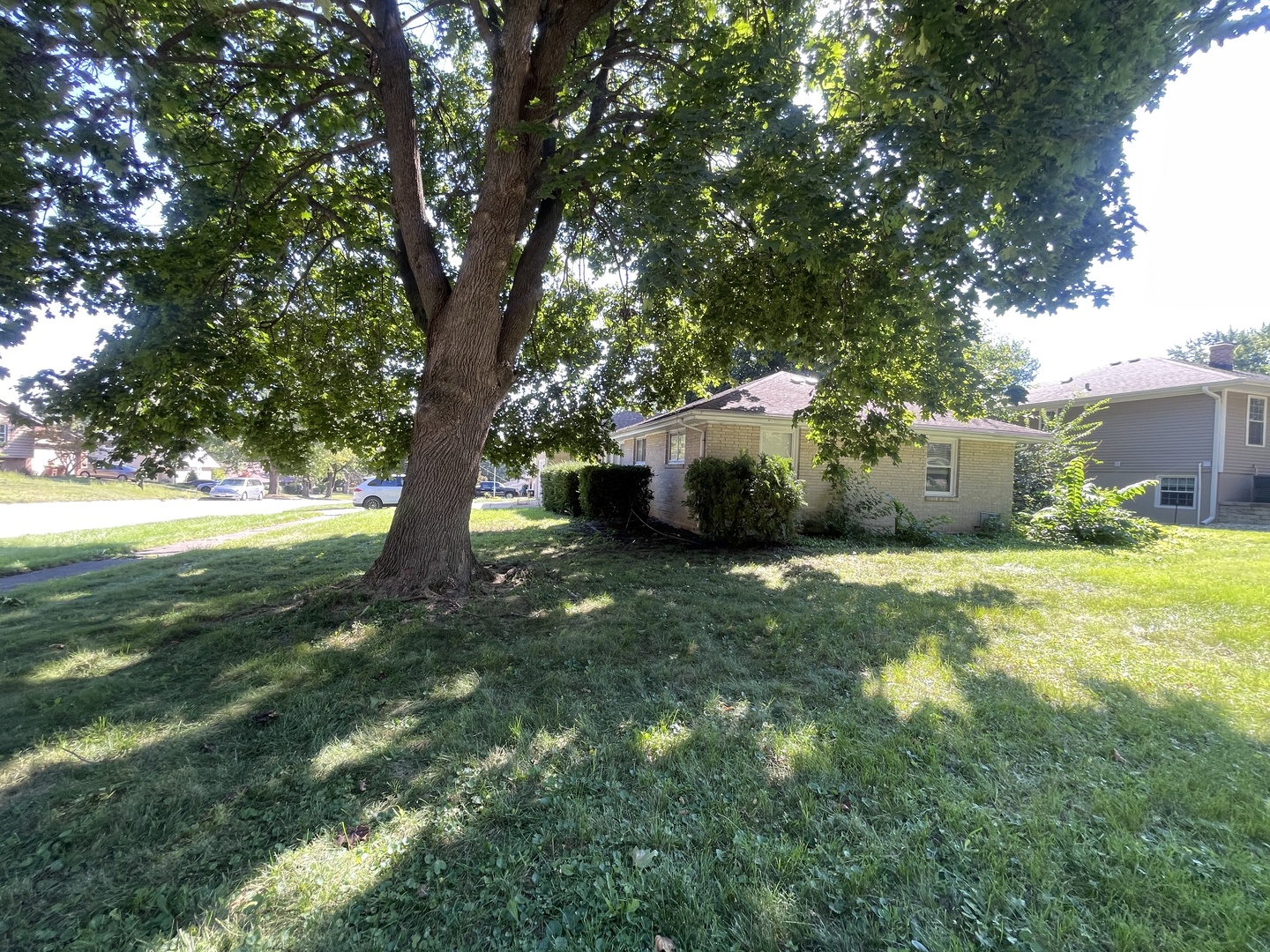 main property photo 3