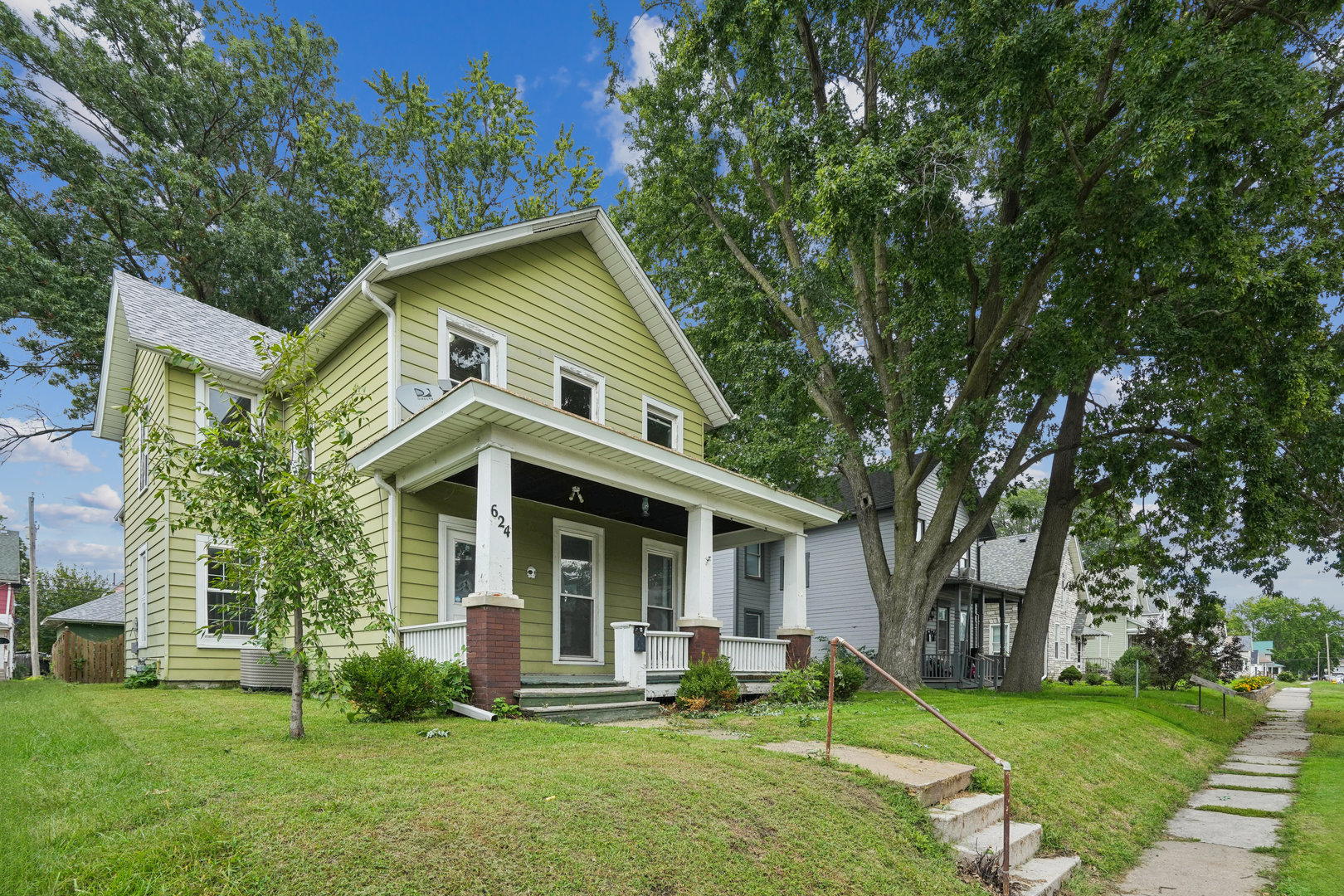 main property photo 2
