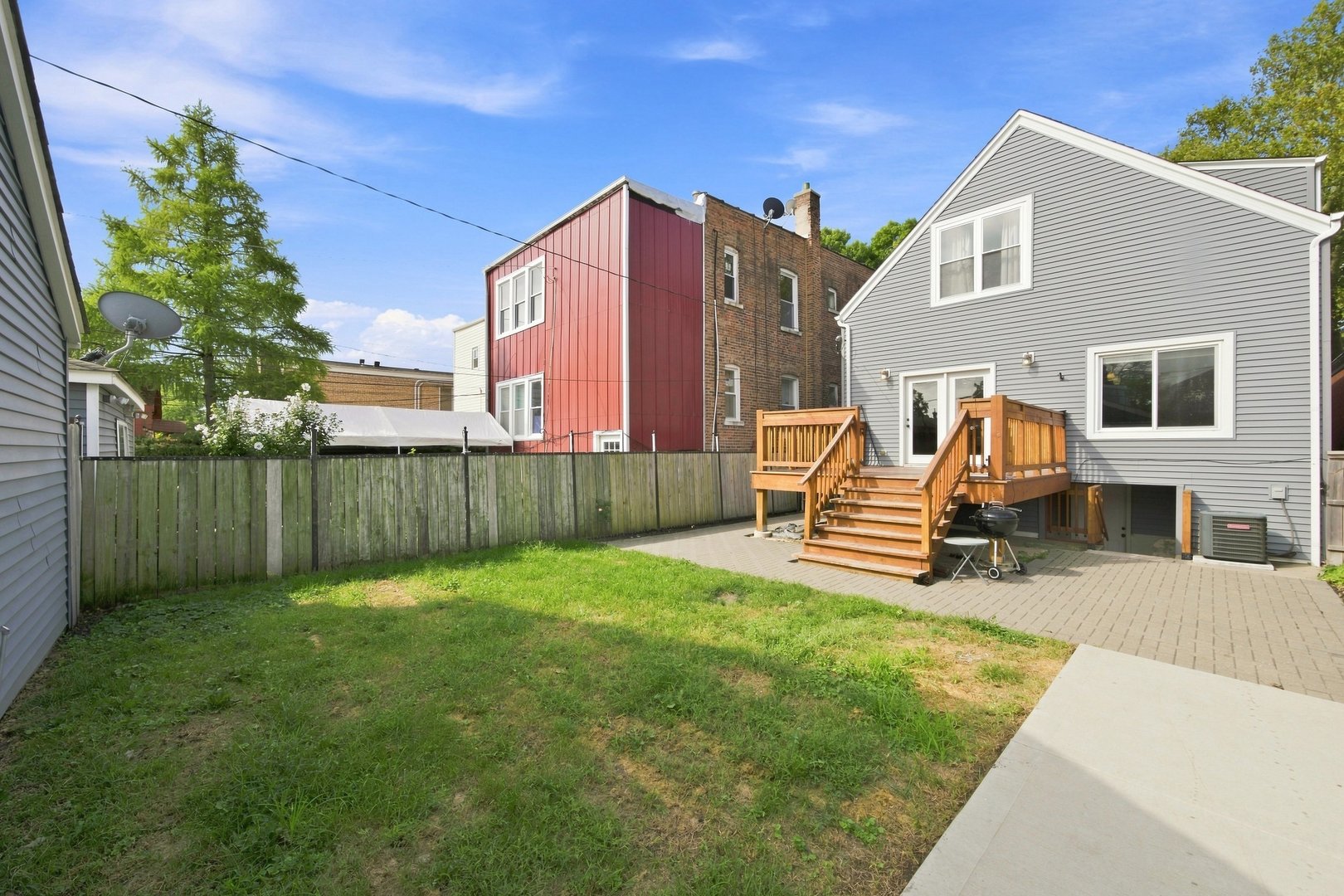 main property photo 32