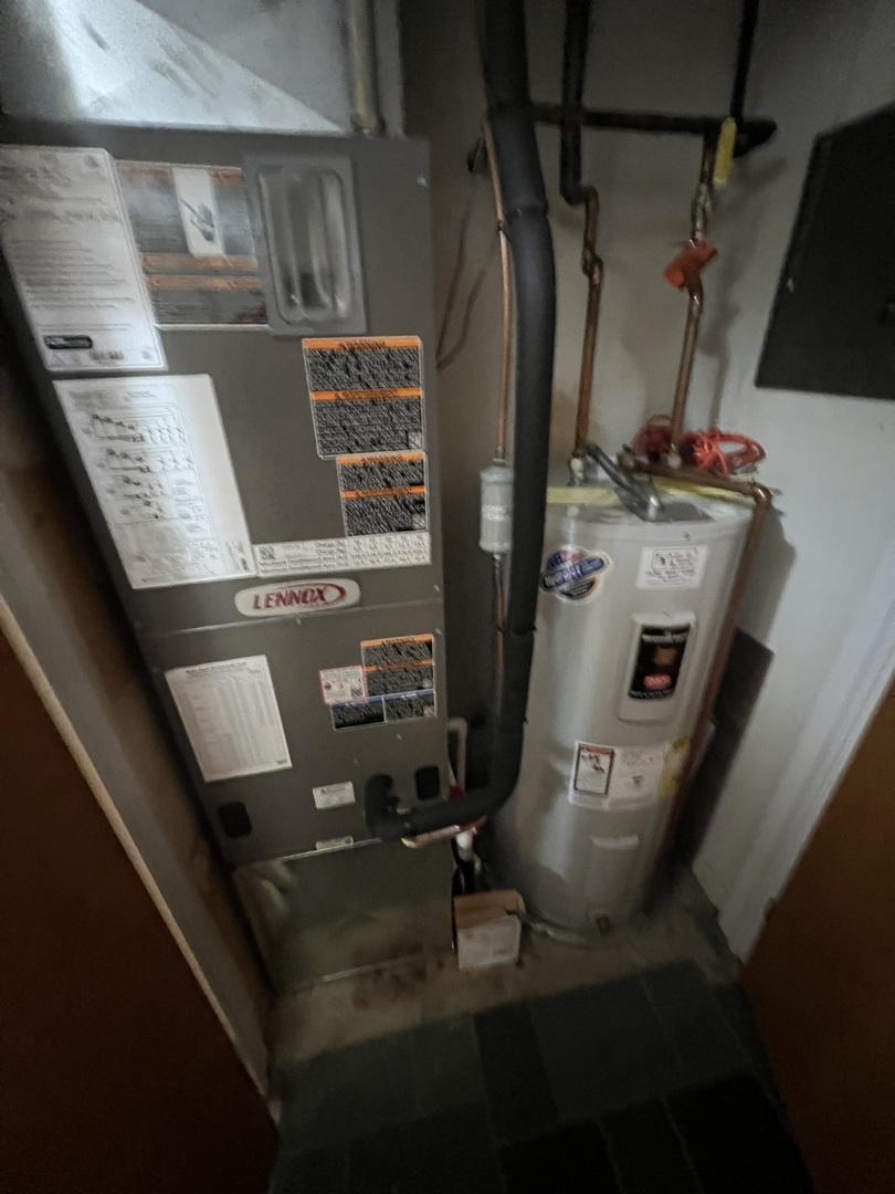 main property photo 14