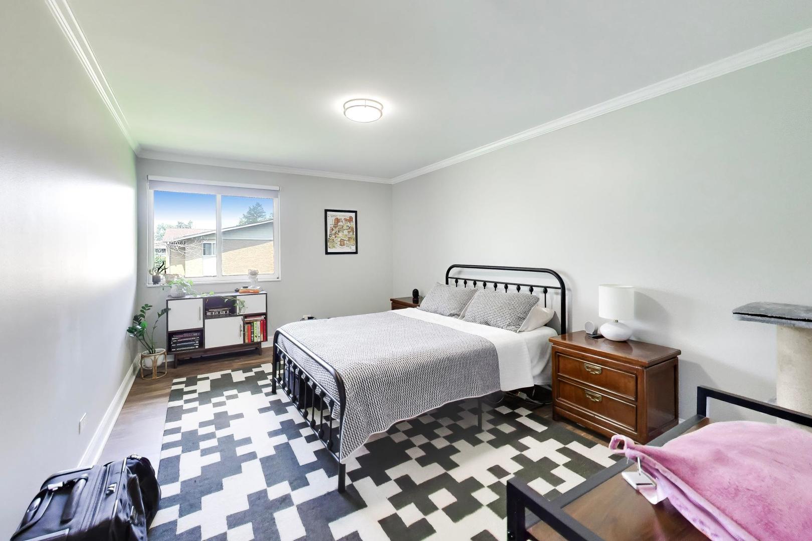 property viewer photo 10