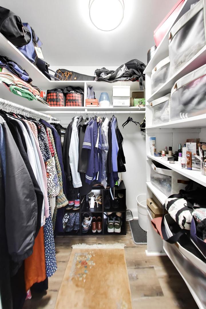 property viewer photo 12