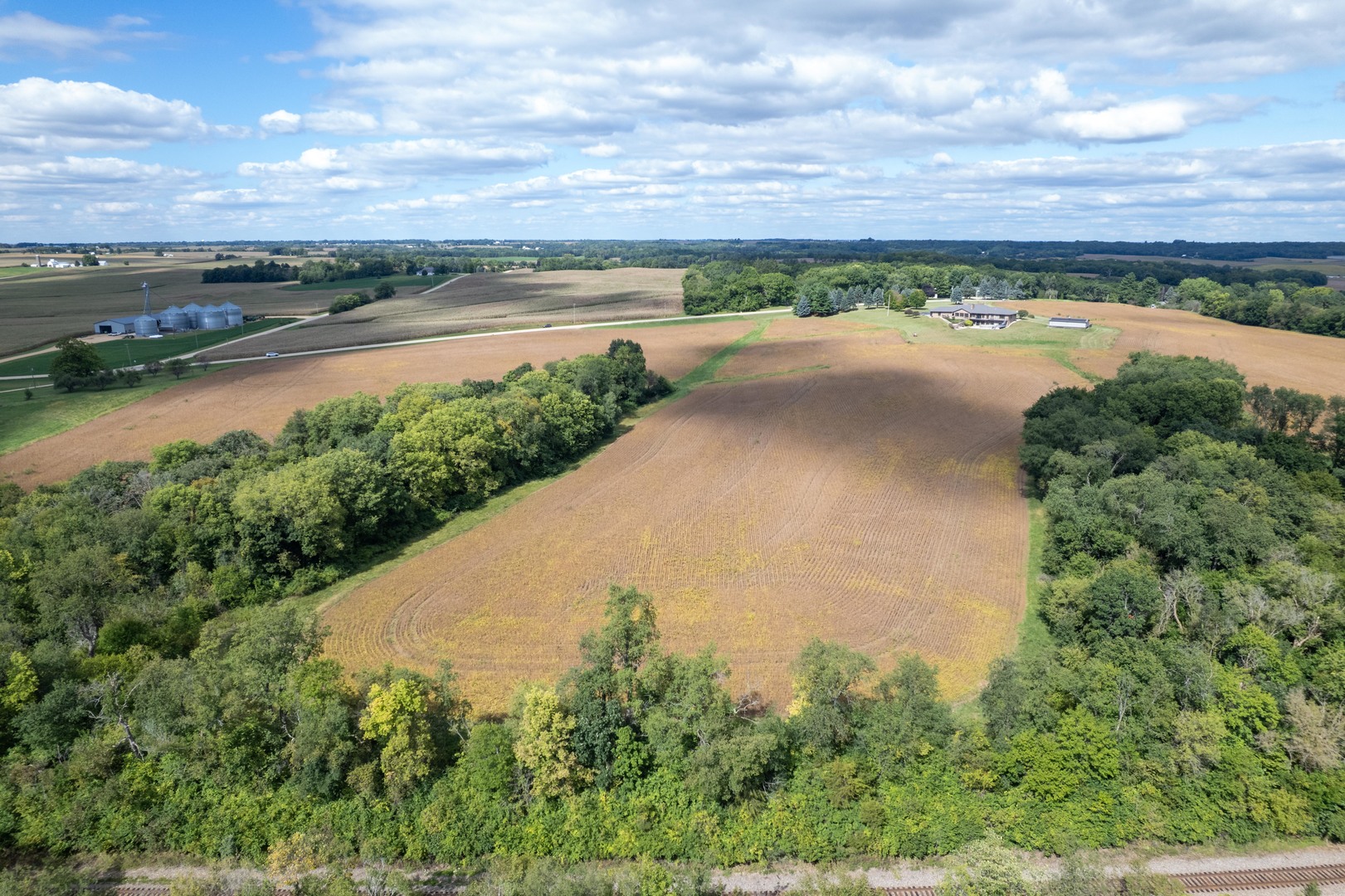 main property photo 10