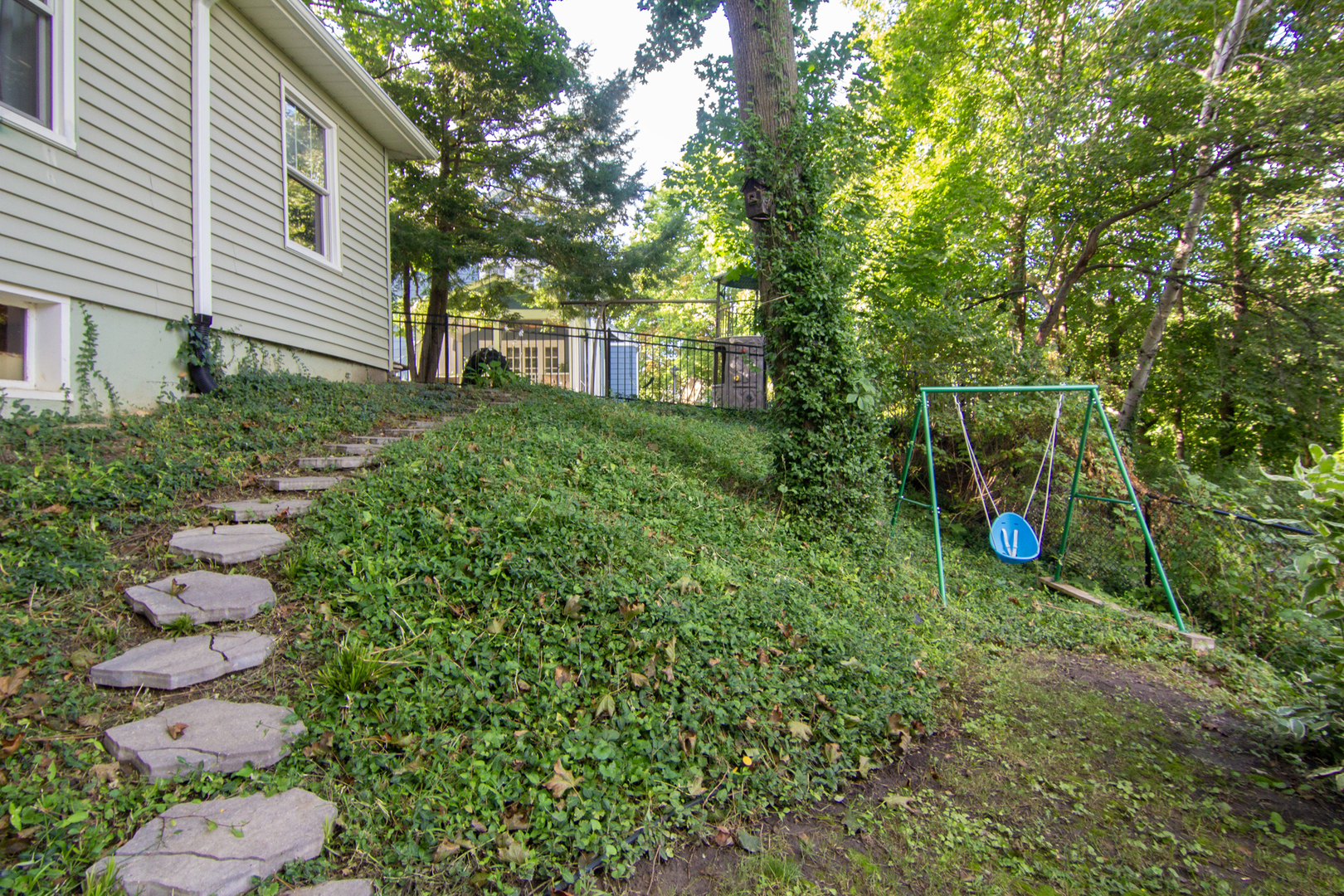 main property photo 44
