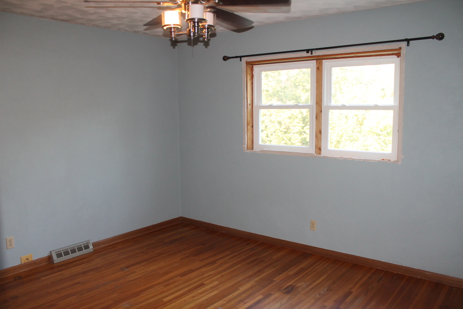 property viewer photo 28