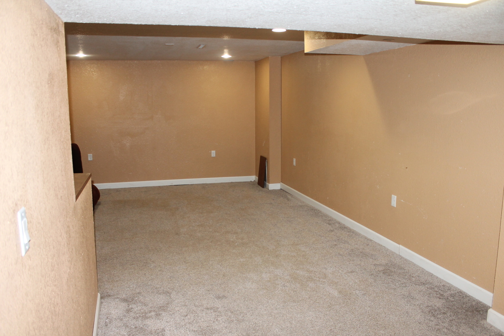 property viewer photo 35