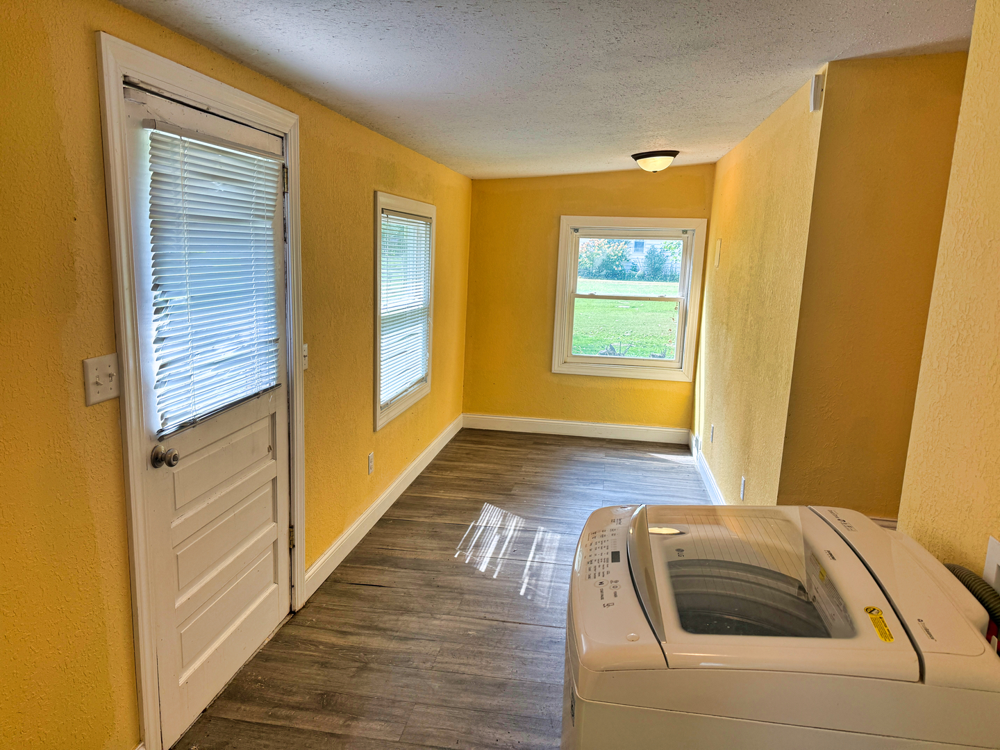 main property photo 38