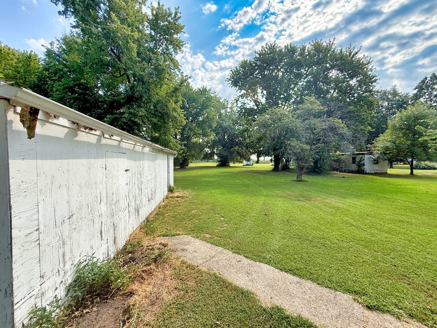 main property photo 47