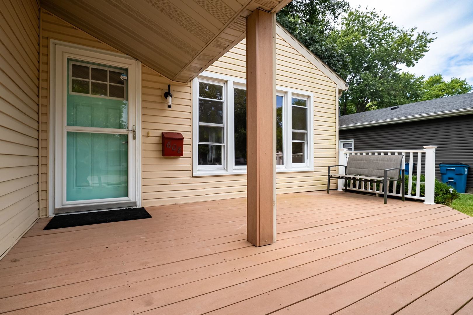 main property photo 9