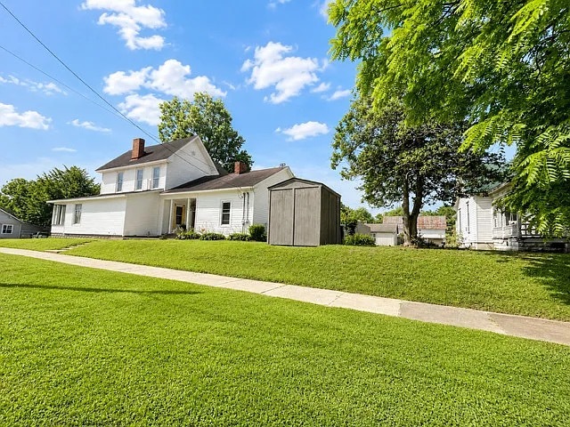 main property photo 40