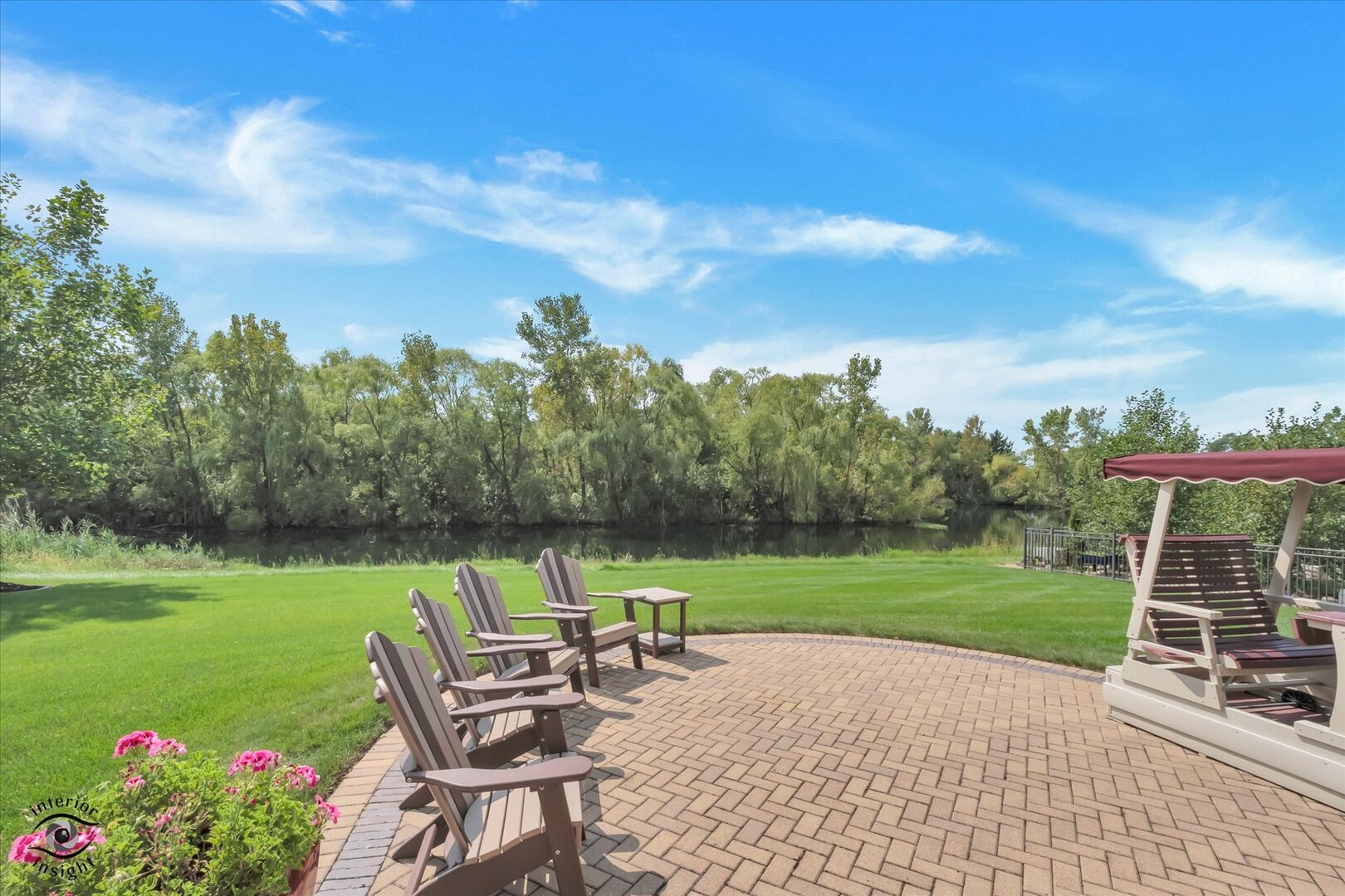 main property photo 31