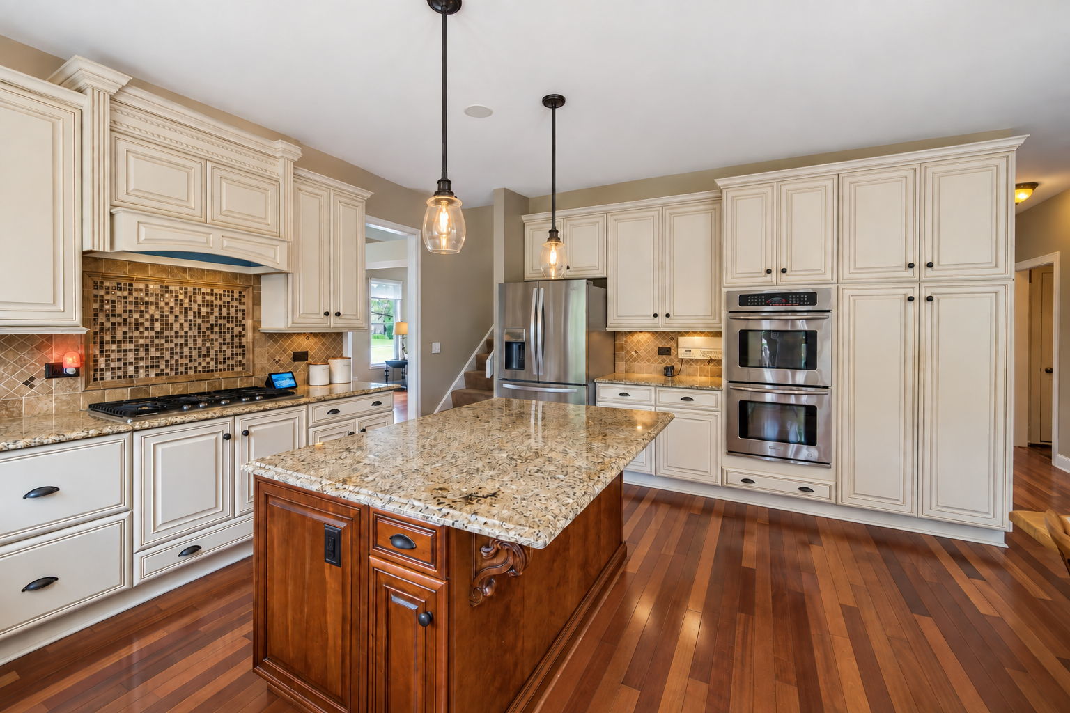 main property photo 17