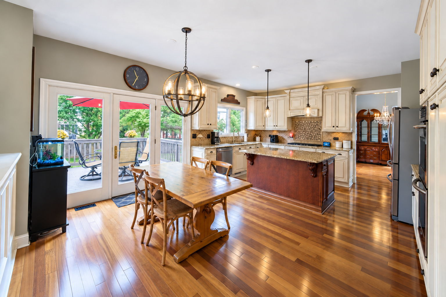 main property photo 18