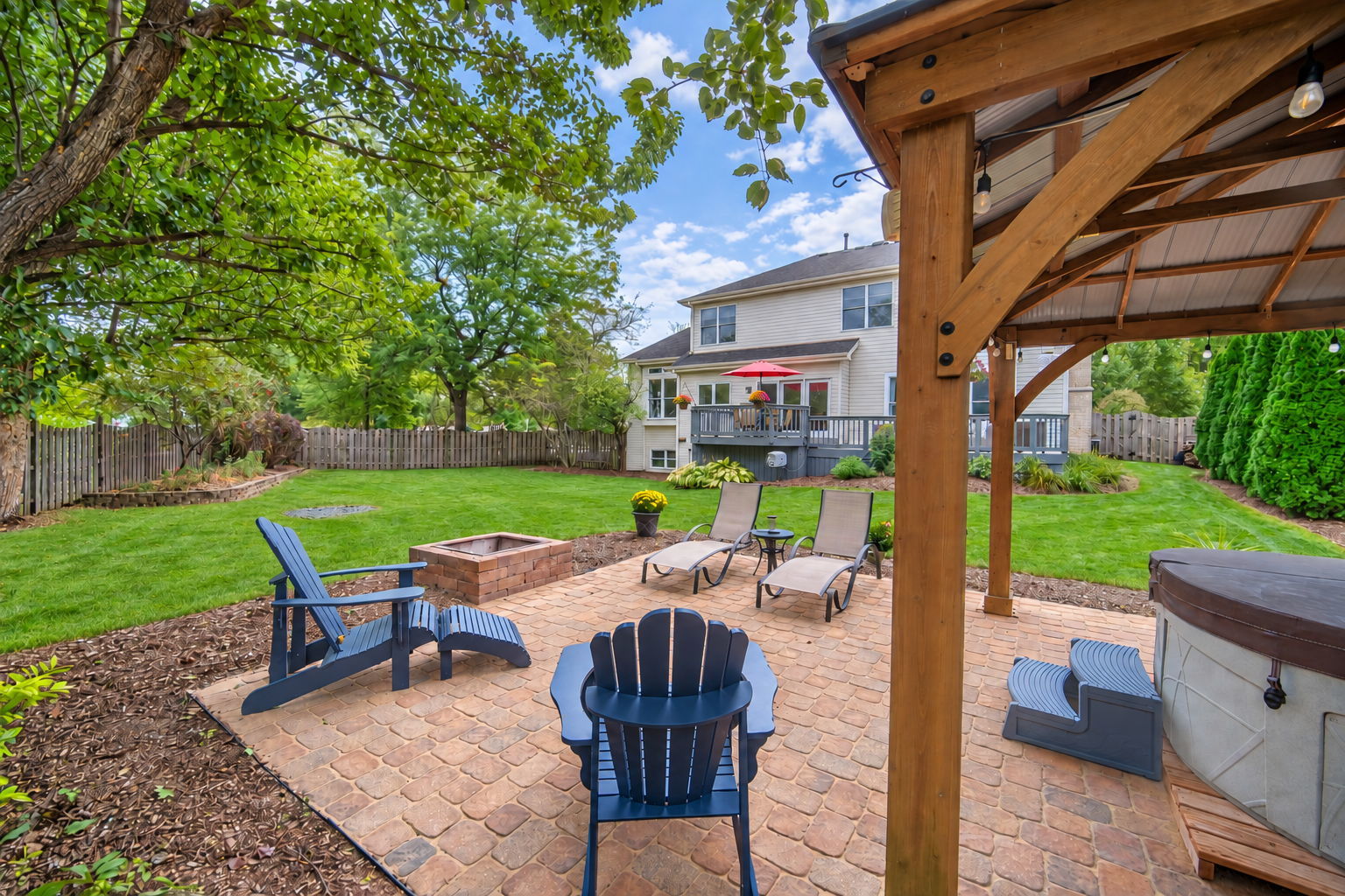 main property photo 45
