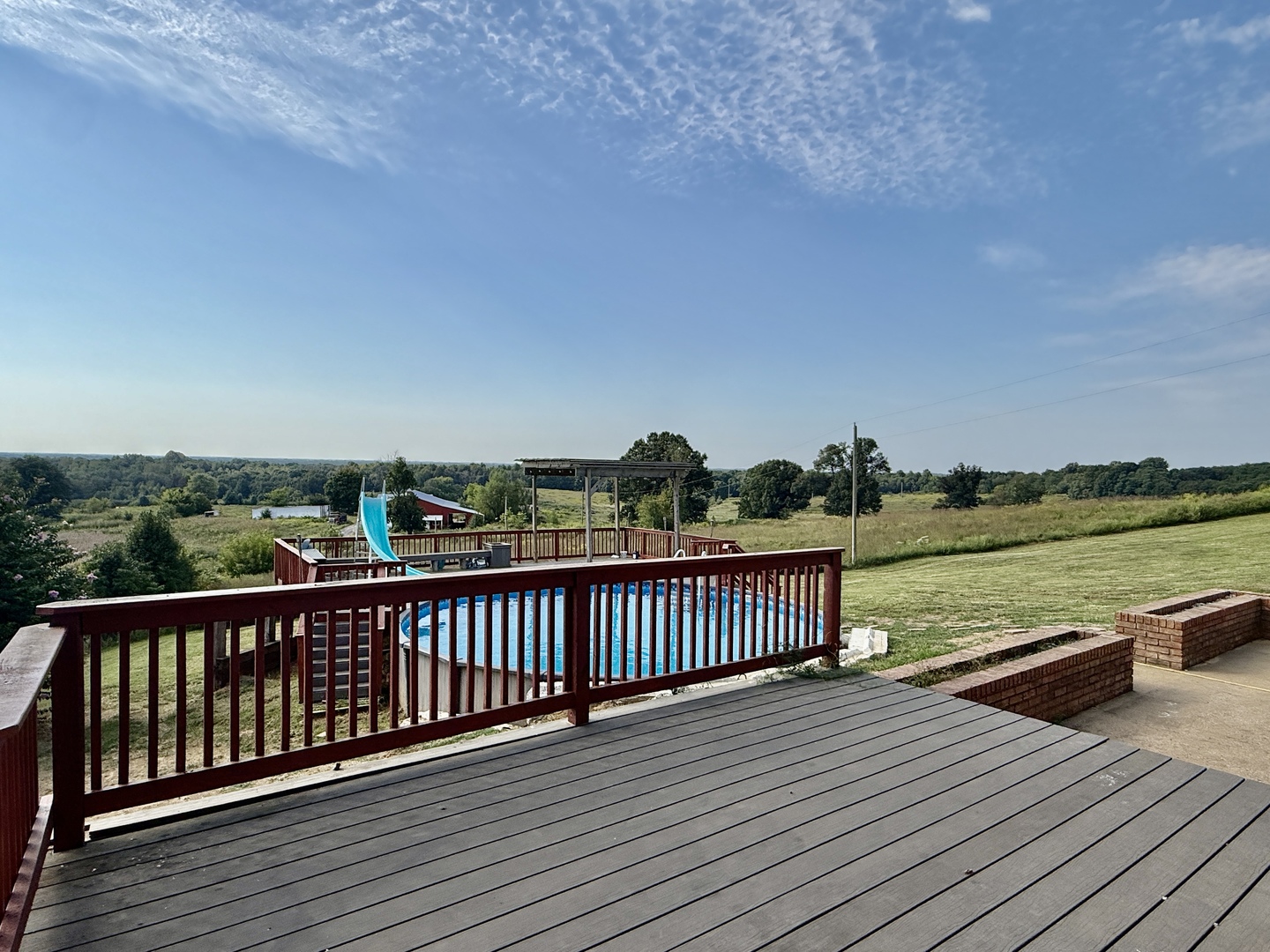 main property photo 37