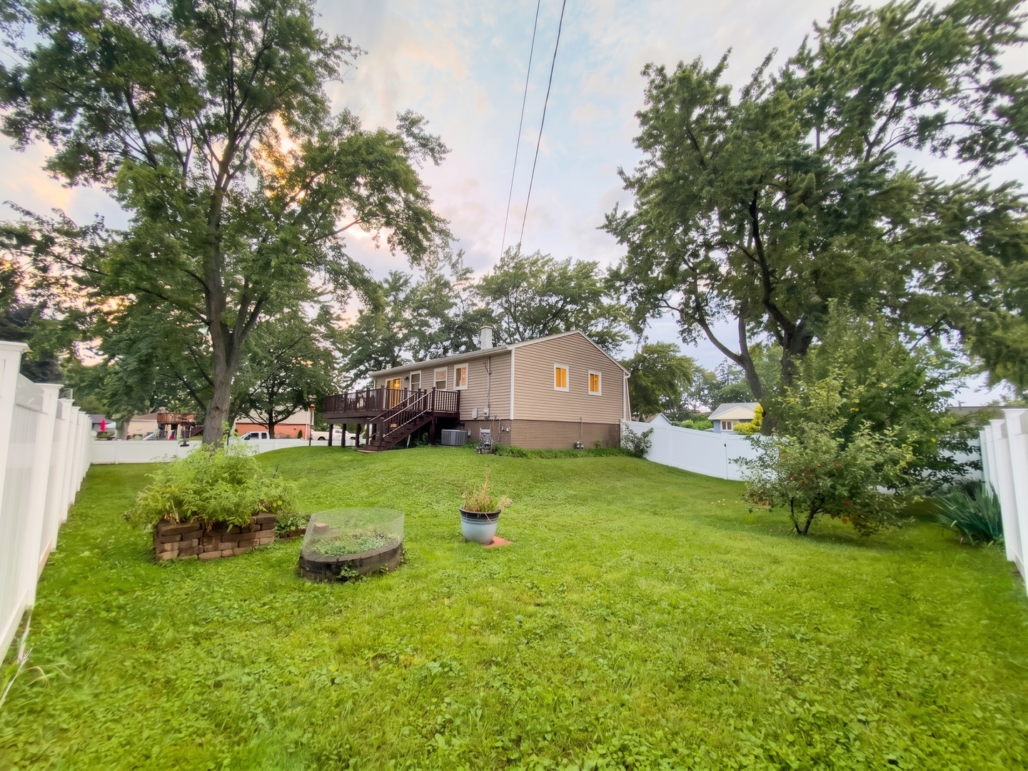 property viewer photo 26