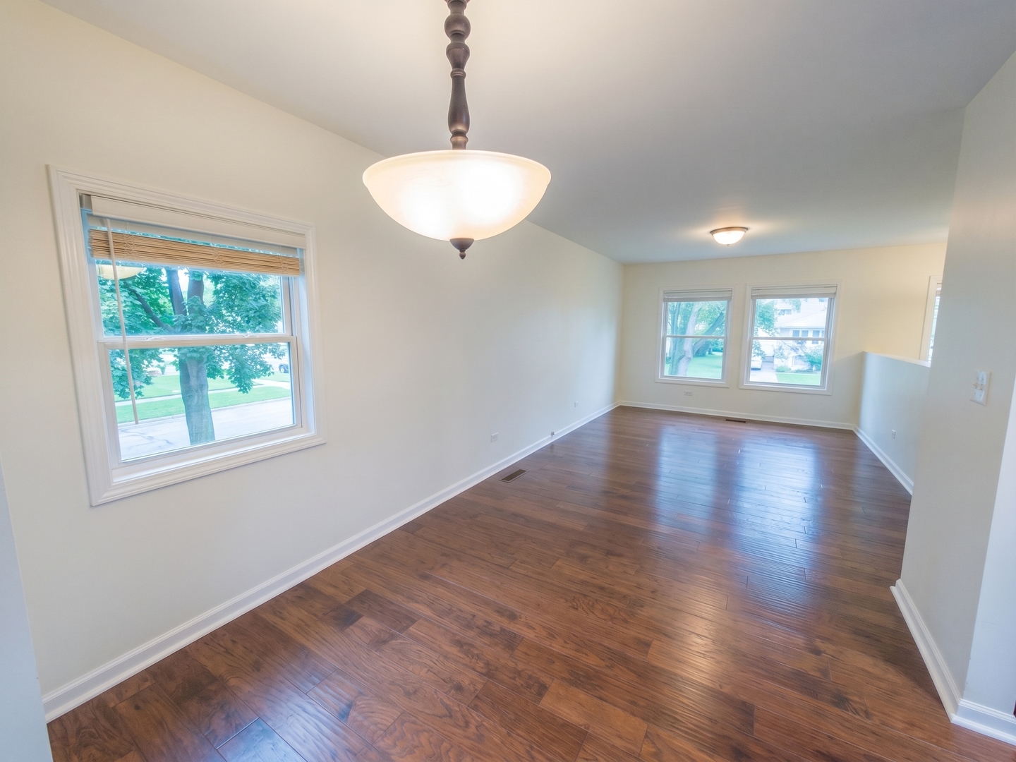 property viewer photo 6