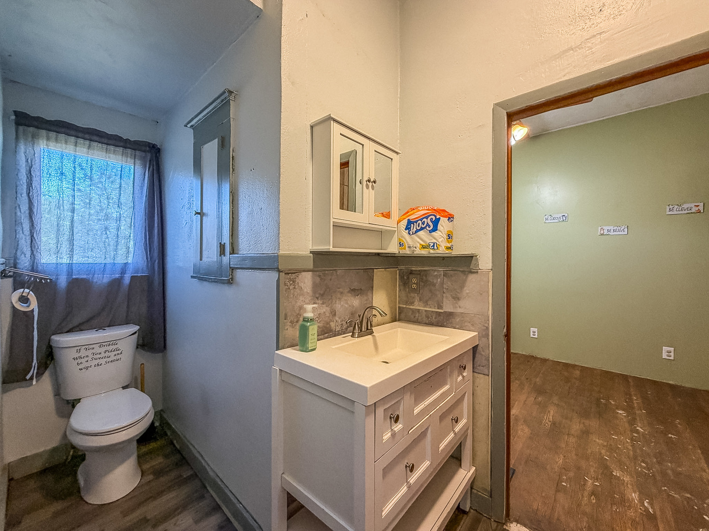 main property photo 18