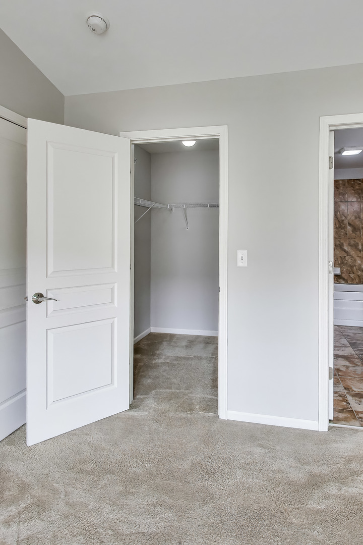 property viewer photo 20