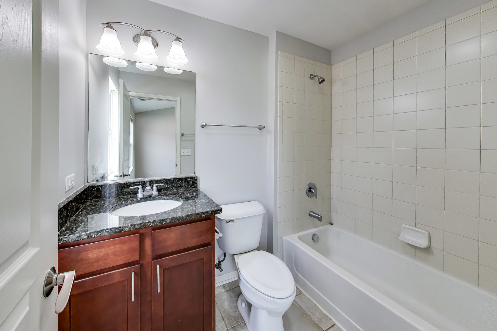 property viewer photo 25