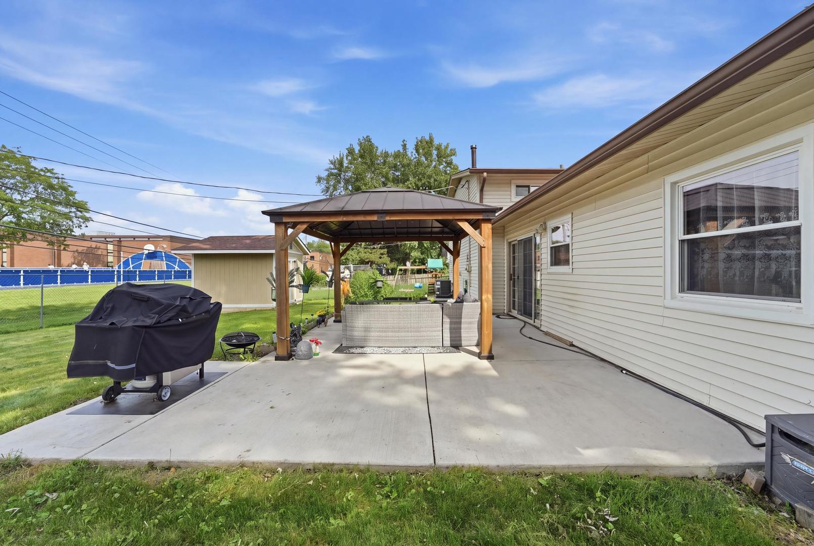 main property photo 42