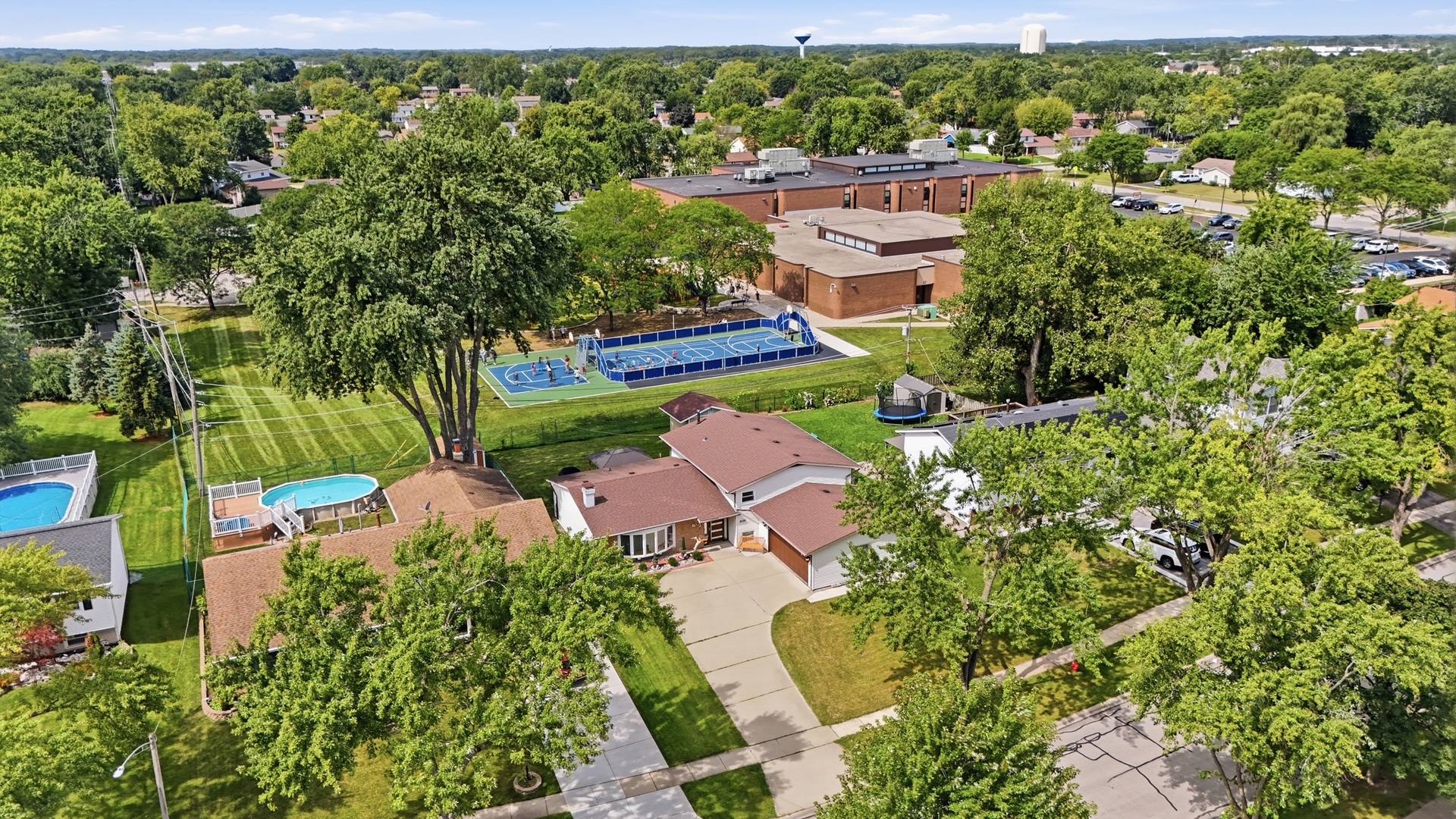 main property photo 43