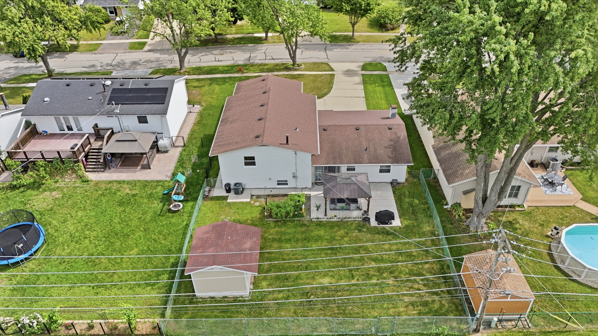 main property photo 44