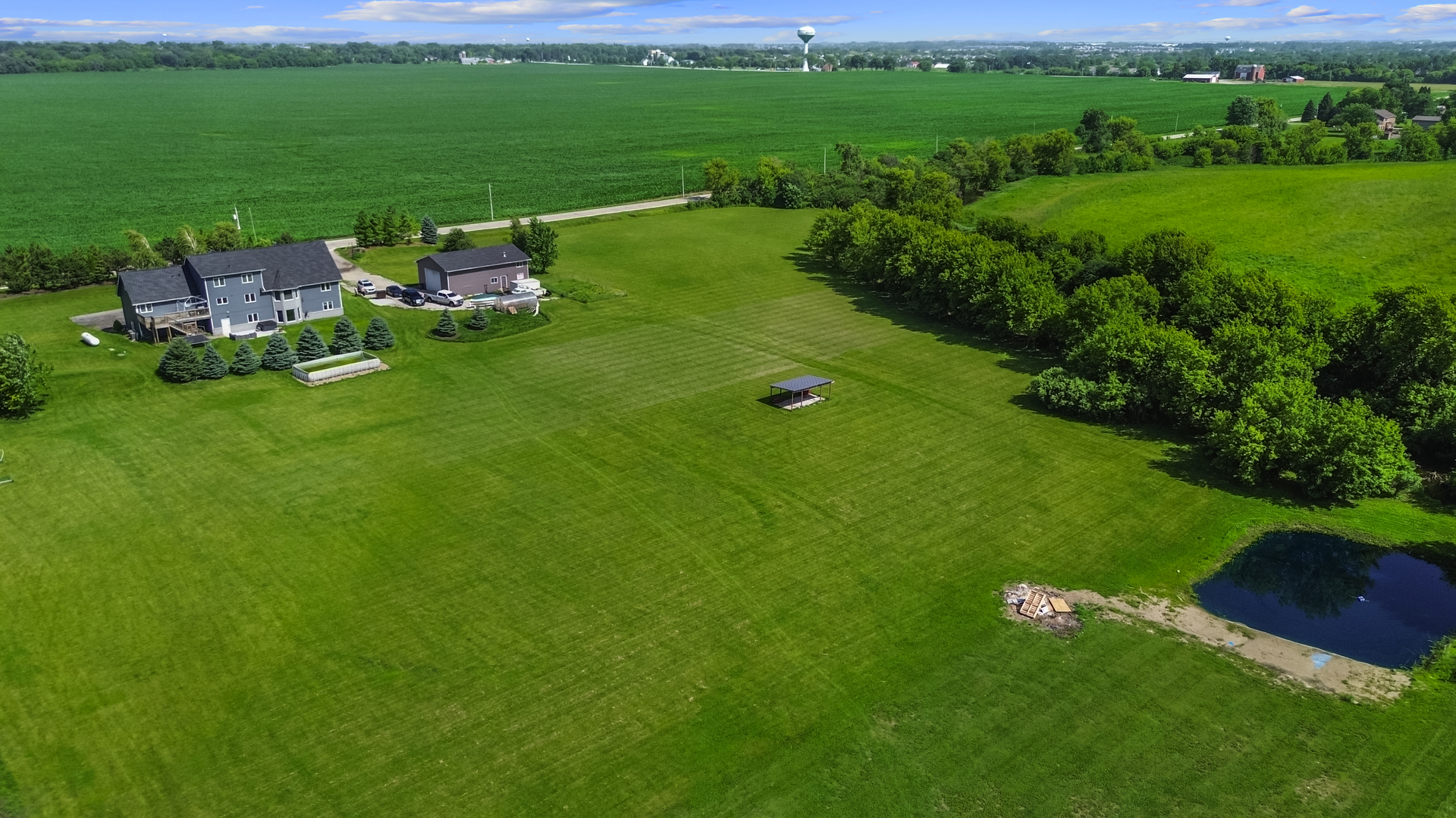 main property photo 7