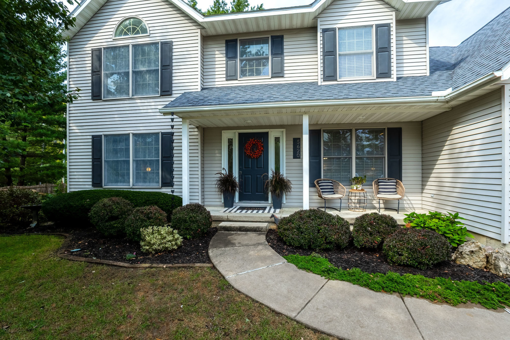 property viewer photo 1