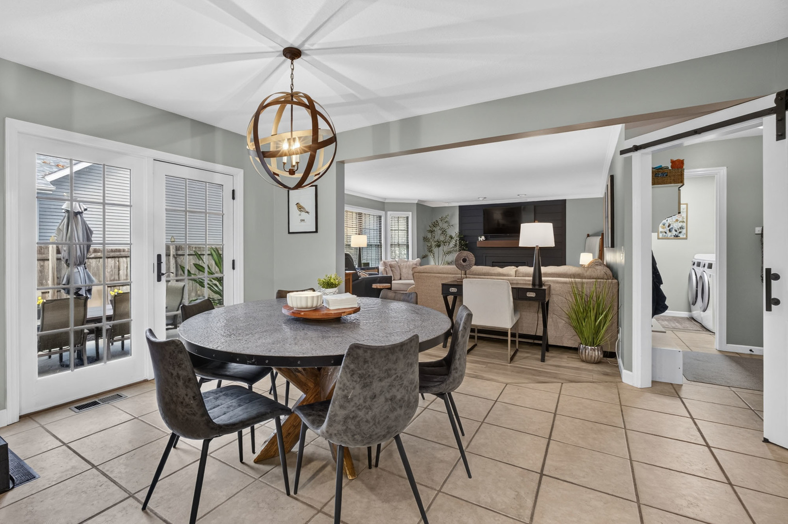property viewer photo 12