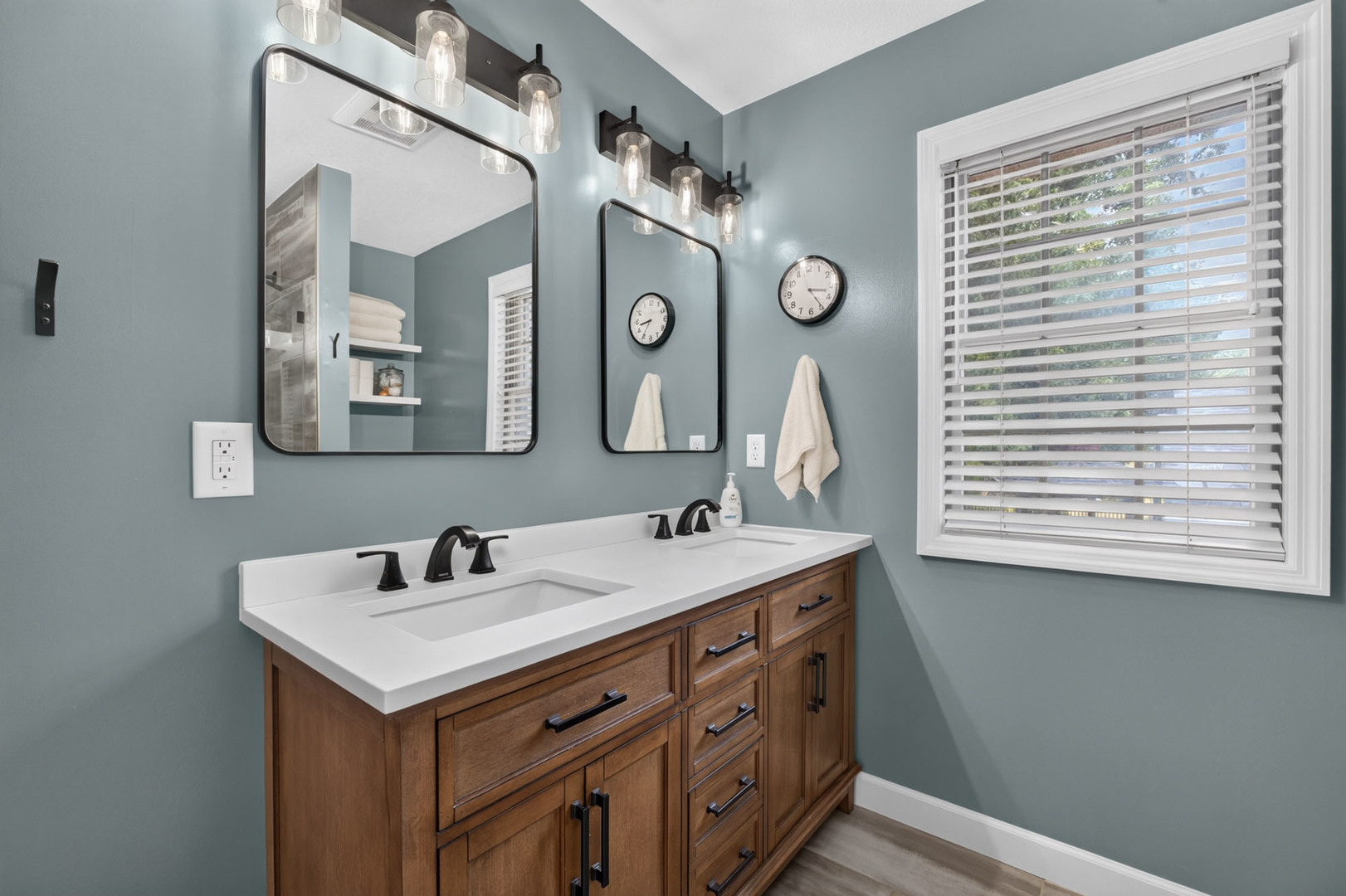 property viewer photo 28