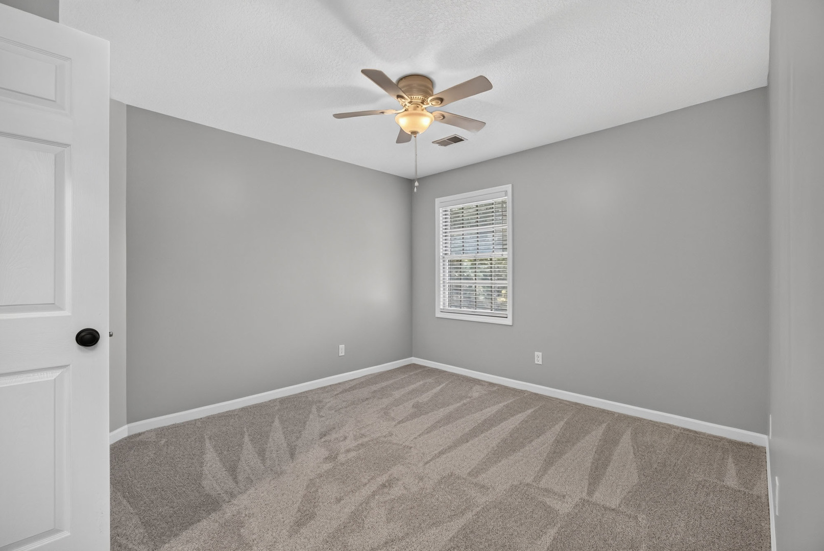 property viewer photo 30