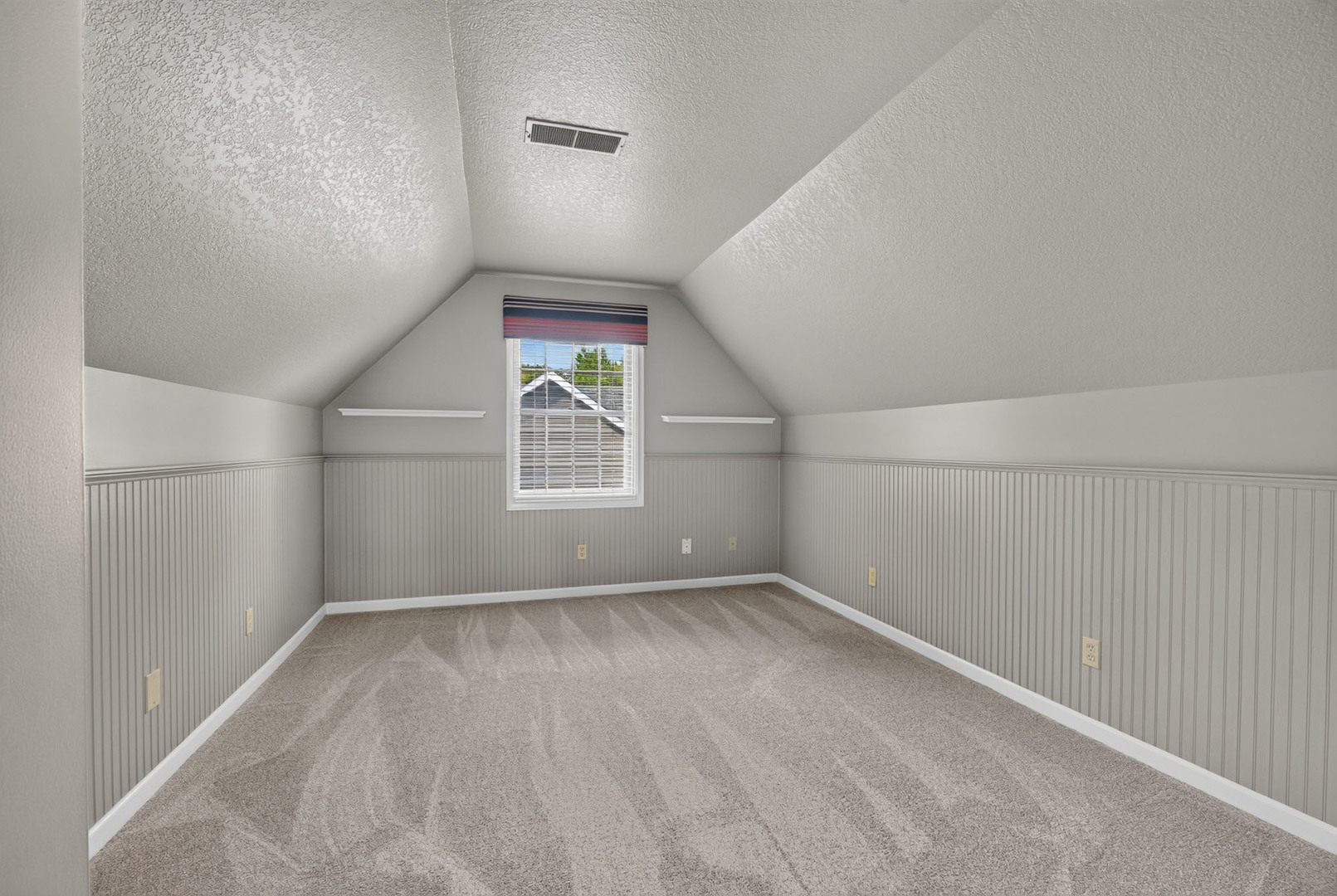property viewer photo 32