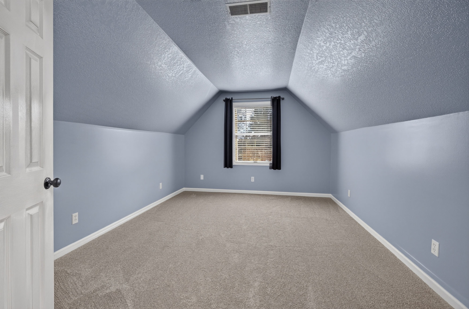 property viewer photo 33