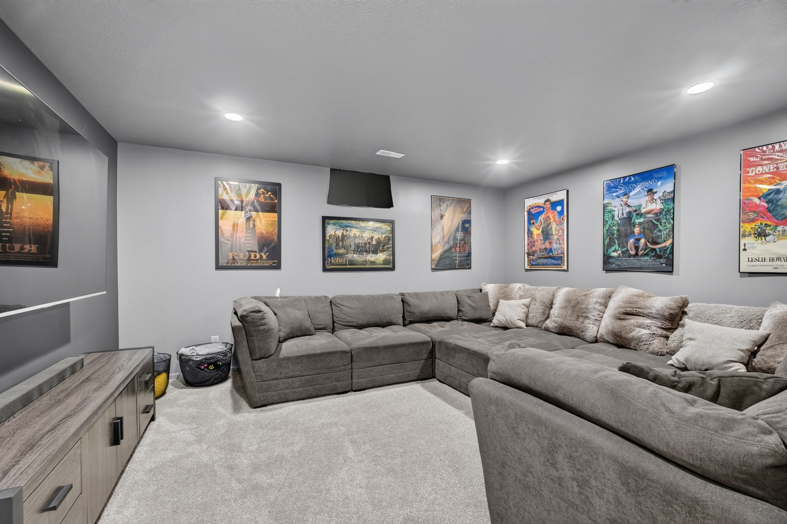 property viewer photo 36