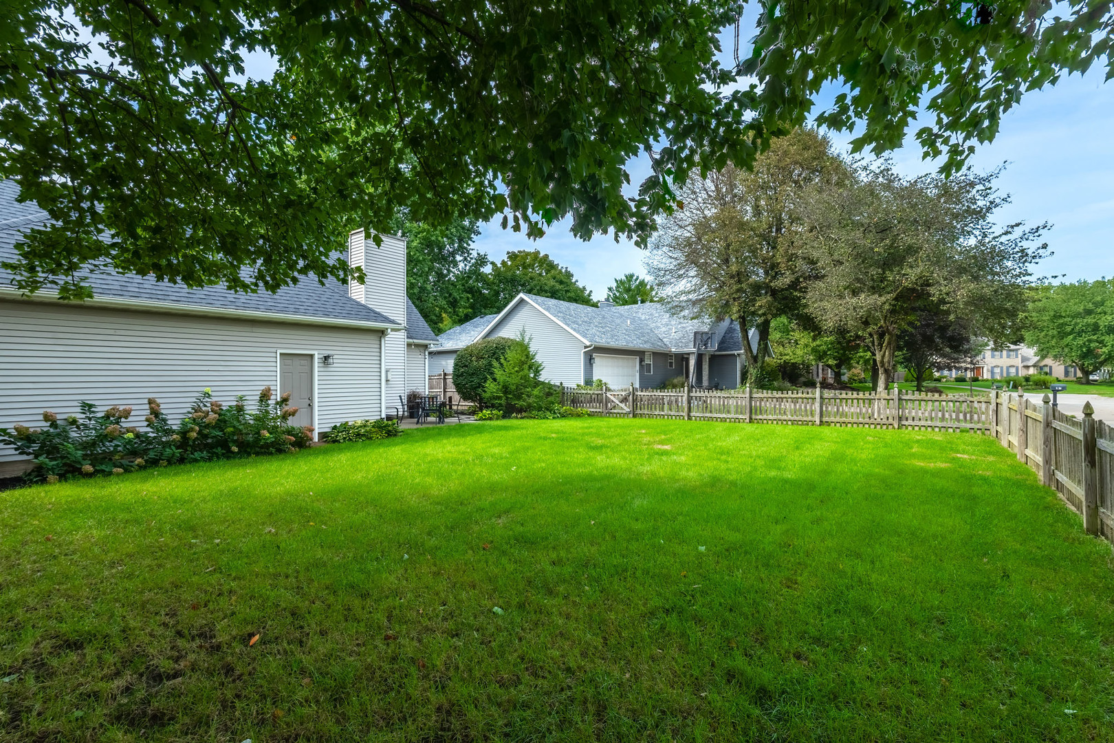 property viewer photo 55