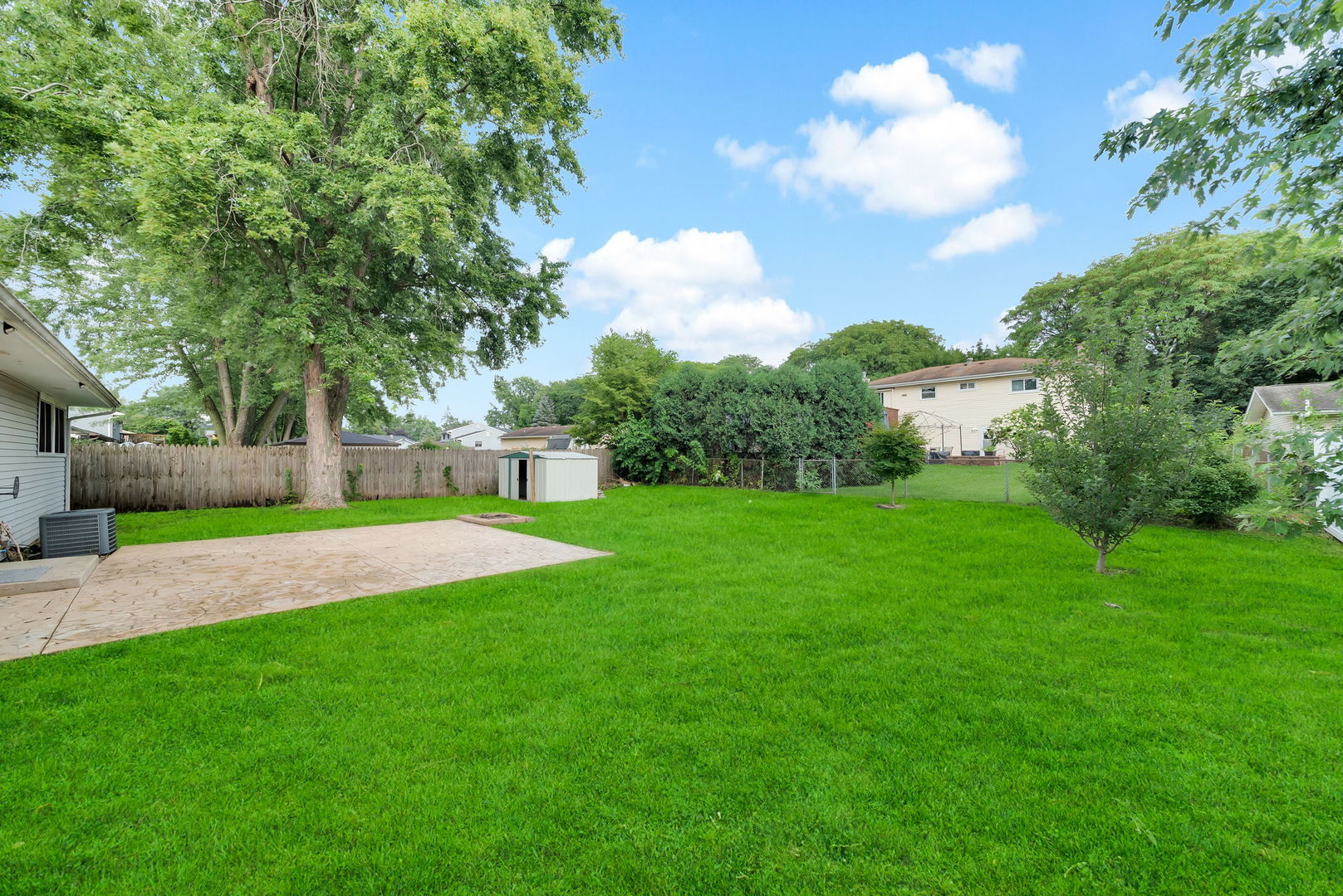 main property photo 12